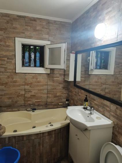 Apartament cu 2 camere semidecomandat în Brâncoveanu