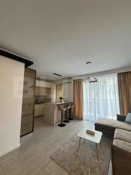 Apartament cu 2 camere semidecomandat, mobilat în Florești