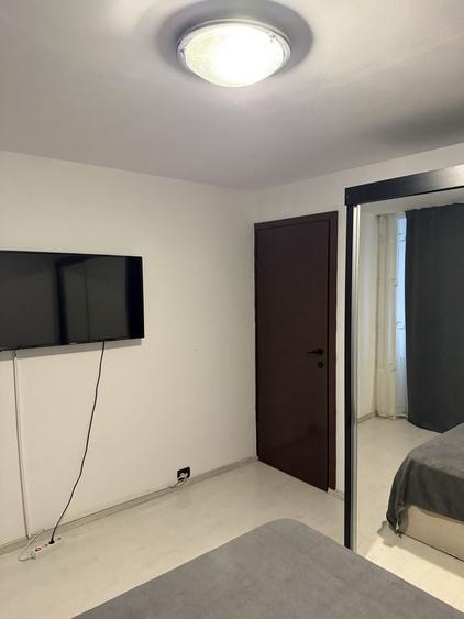 Apartament cu 2 camere decomandat în Rovine