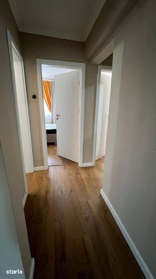 Apartament cu 3 camere decomandat în Aradul Nou