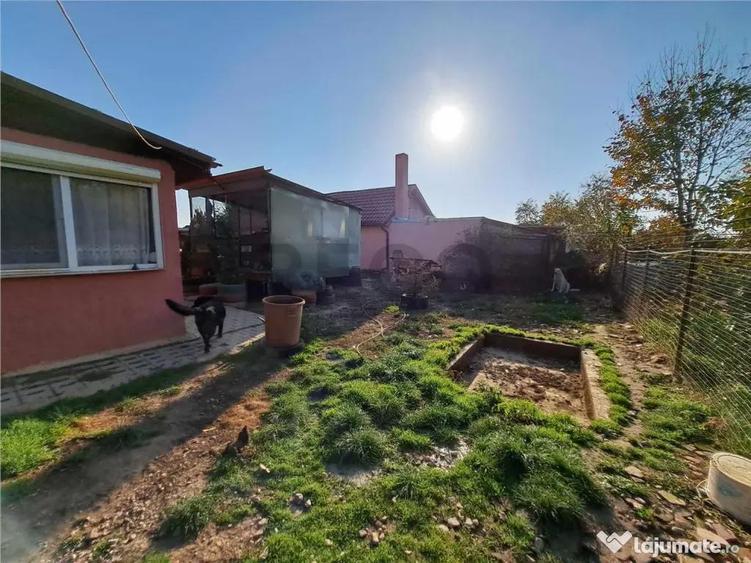 Casă cu 3 camere cu Teren 500 Mp în Arpășel