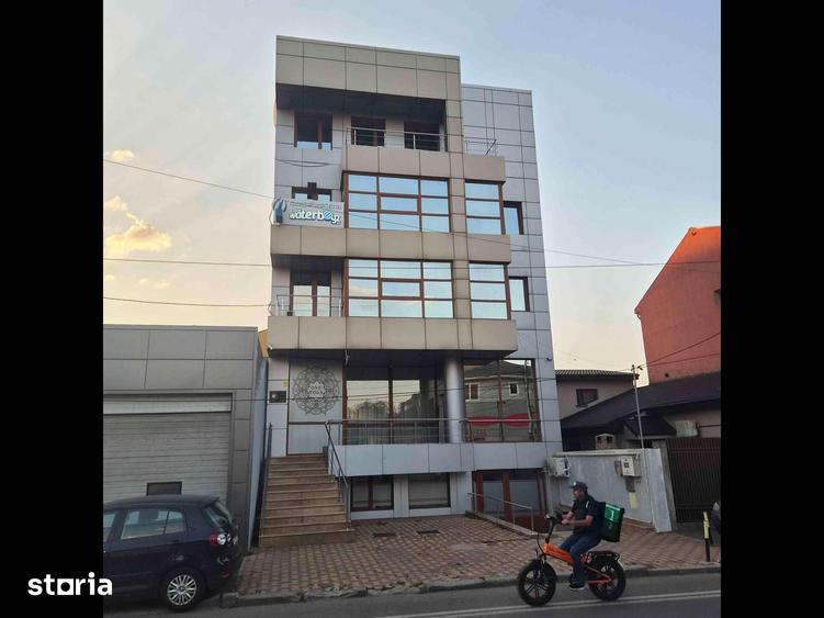 Spațiu comercial, de 55 mp, în Stadion