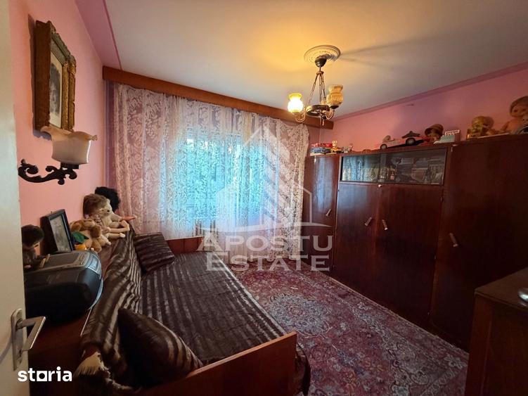Apartament cu 3 camere decomandat în Bucovina