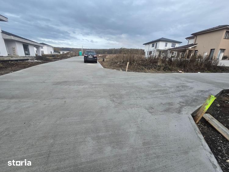 Teren de 908 mp, în Corunca