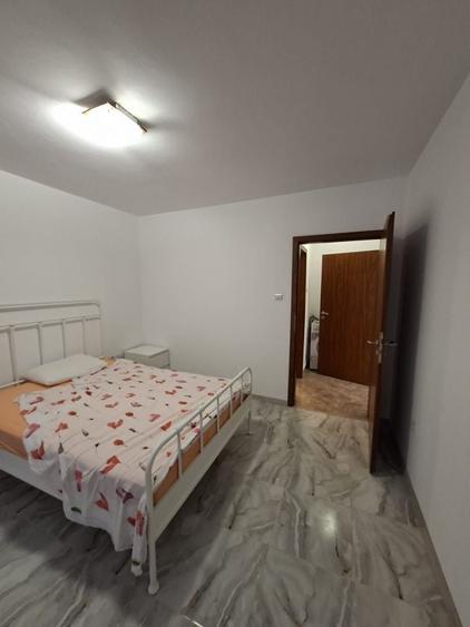 Apartament cu 2 camere semidecomandat, mobilat în Semicentral