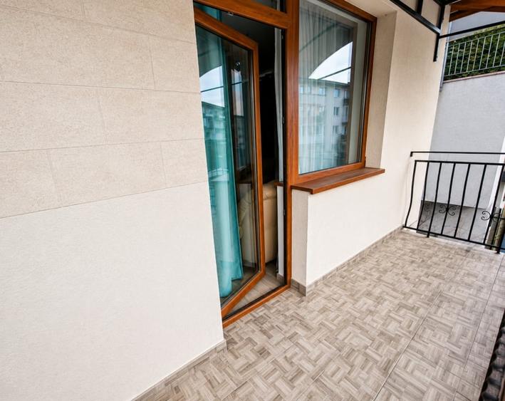 Apartament cu 2 camere decomandat în Florești