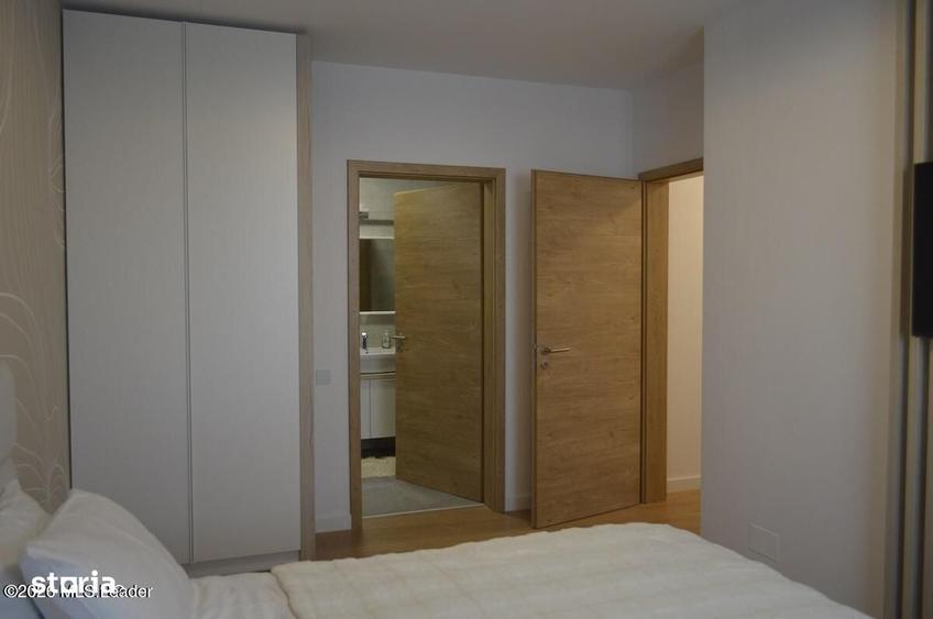 Apartament cu 3 camere, mobilat în Negru Vodă