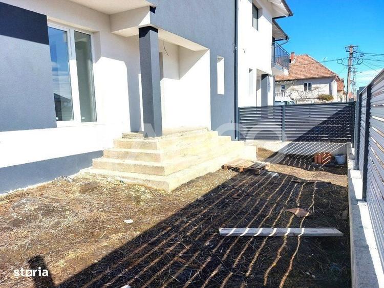 Casă cu 4 camere decomandat în Central
