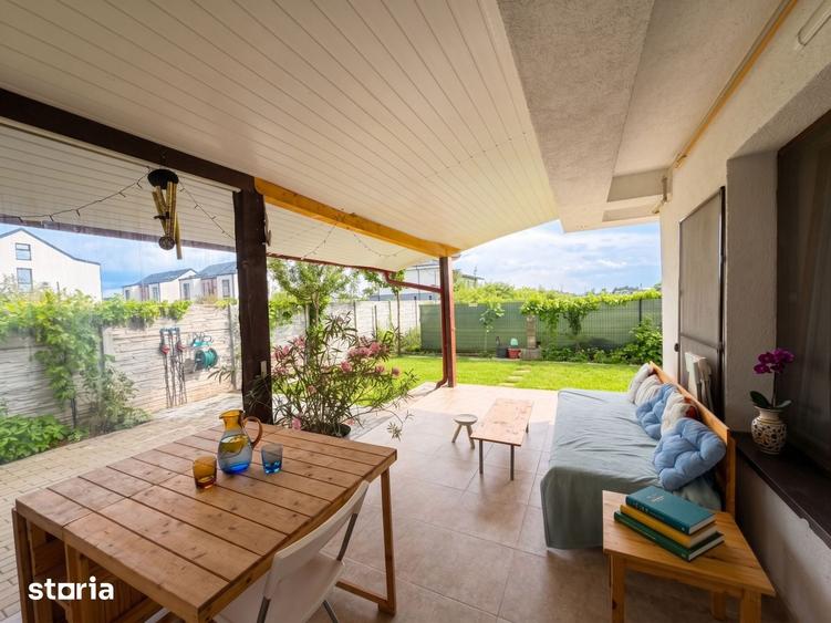 Casă cu 3 camere cu Teren 230 Mp în Odăi