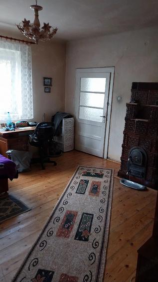 Casă cu 3 camere cu Teren 2200 Mp în Potău