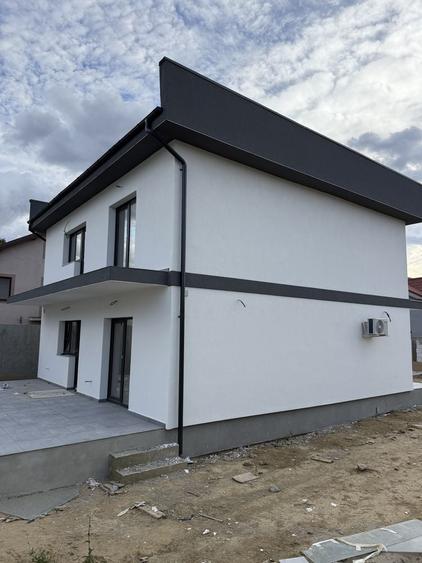 Casă cu 4 camere în Bran
