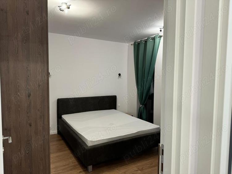 Apartament cu 2 camere decomandat în Titan
