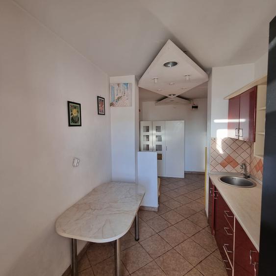 Apartament cu 2 camere decomandat în Democrației