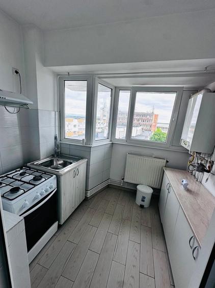 Apartament cu 3 camere decomandat în Ultracentral