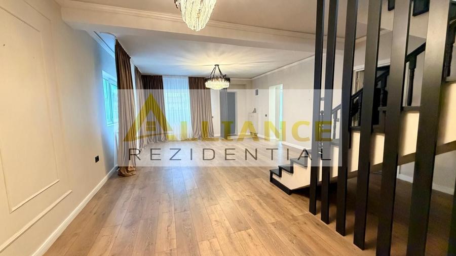 Casă individuală cu 4 camere cu Teren 250 Mp în Berceni