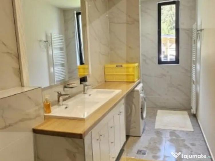 Proprietate de vanzare, cu 5 camere, 202 mp, statiunea de sc - 8