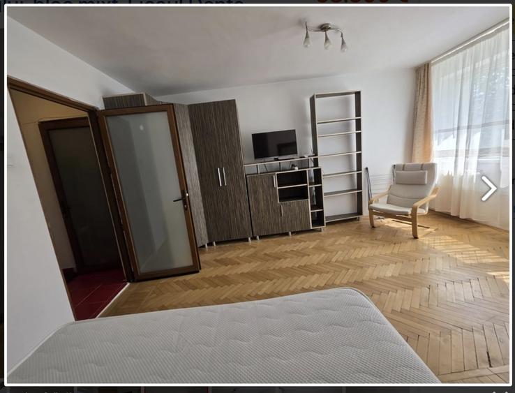 Garsonieră semidecomandată în Titan