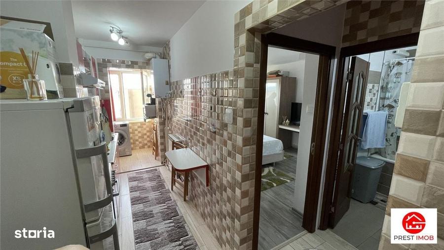 Garsonieră decomandată în Vălureni