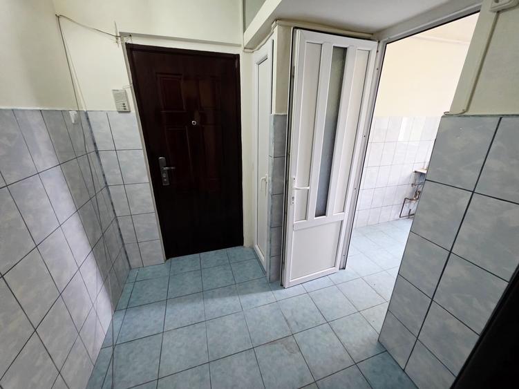 Apartament cu 2 camere în Mircea cel Bătrân