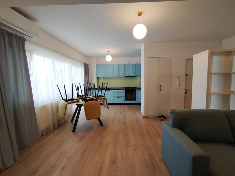 Apartament 2 camere Str. București cu parcare subterană - 12