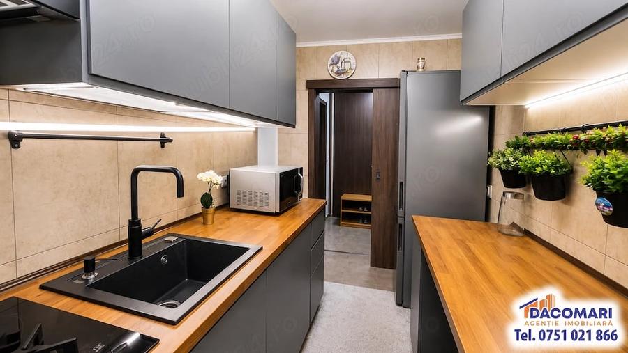 Apartament cu 2 camere decomandat în Micro 17