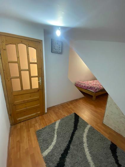 Apartament cu 3 camere decomandat în Țiglari