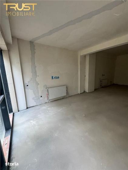 Spațiu comercial, de 230 mp, în Bulgaria