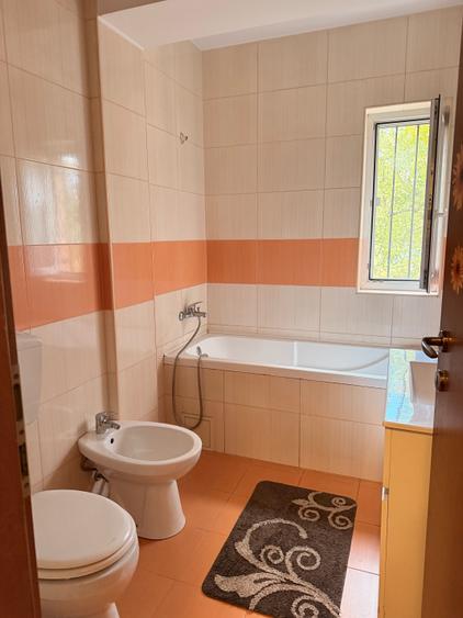 Apartament cu 2 camere decomandat în Becaș