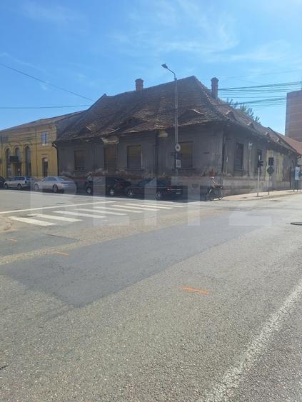 Casă individuală cu 4 camere cu Canalizare în Lugoj
