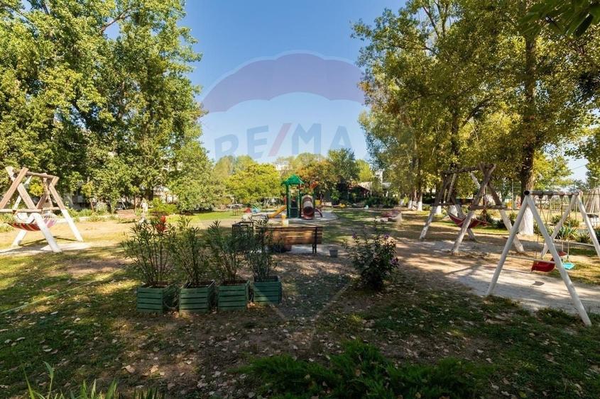 Hotel/Pensiune, de 15,254 mp, în Central