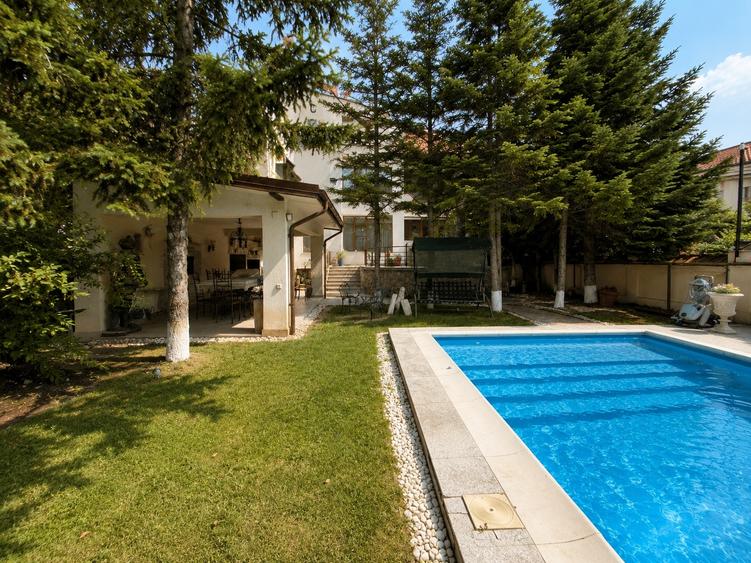 Luxury Residence with Pool and 1000 sqm Garden | Iancu Nicolae - 5