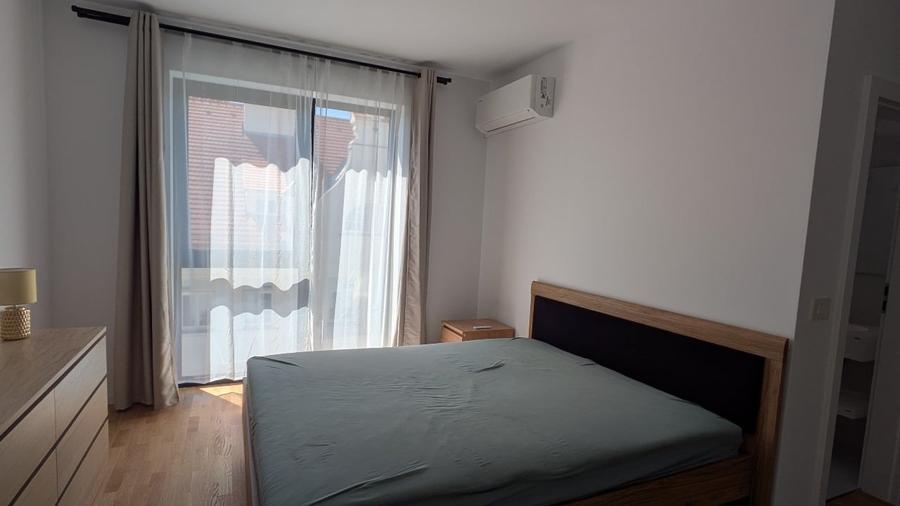 Apartament cu 3 camere decomandat, mobilat în Circumvalațiunii