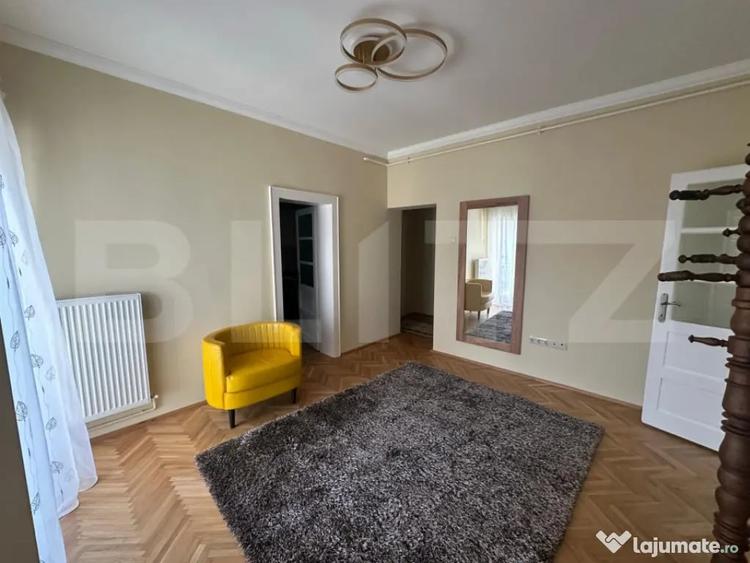 Apartament cu 4 camere decomandat în Titulescu