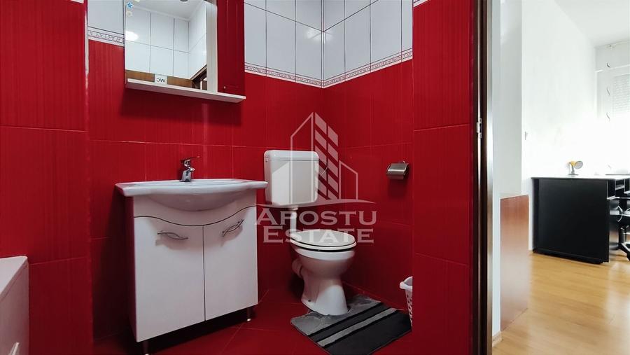 Apartament cu 2 camere semidecomandat, mobilat în UTA