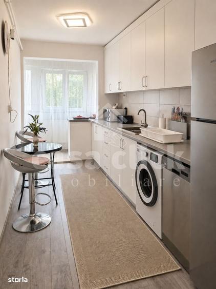 Apartament în Micro 20
