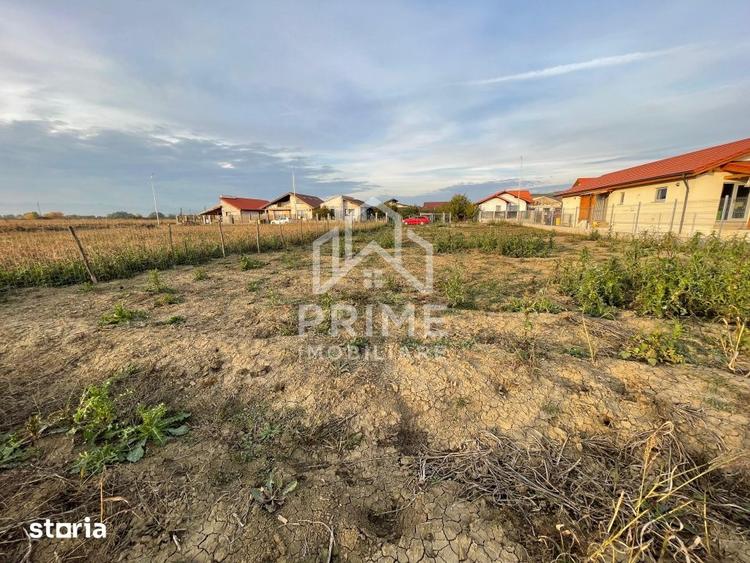 Teren de 800 mp, în Ciugud