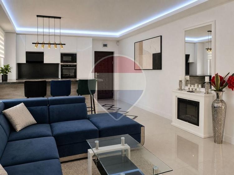 Vând apartament, 2 camere, zona Vivo Mall, Floresti - 1