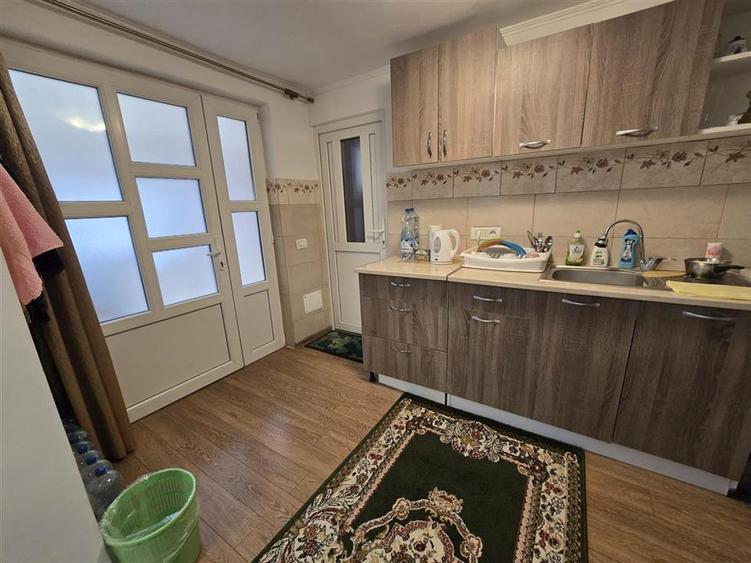Casă cu 4 camere cu Teren 726 Mp în Șuștiu