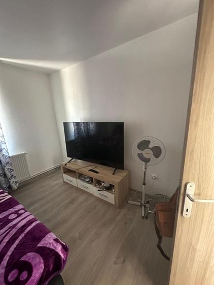 Casă cu 3 camere în Semlac