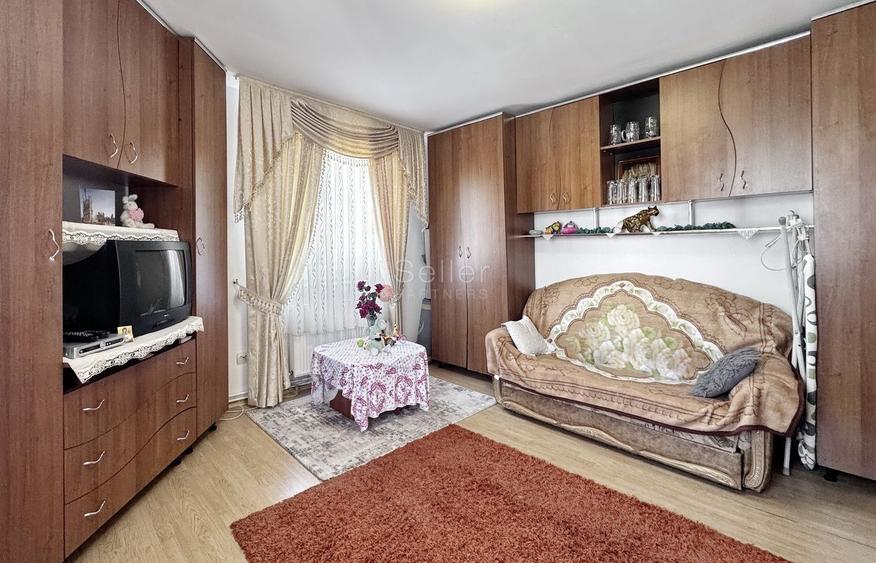 Apartament cu 3 camere decomandat, mobilat în Astra
