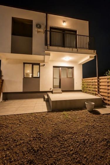 Casă individuală cu 4 camere cu Canalizare în Chiajna