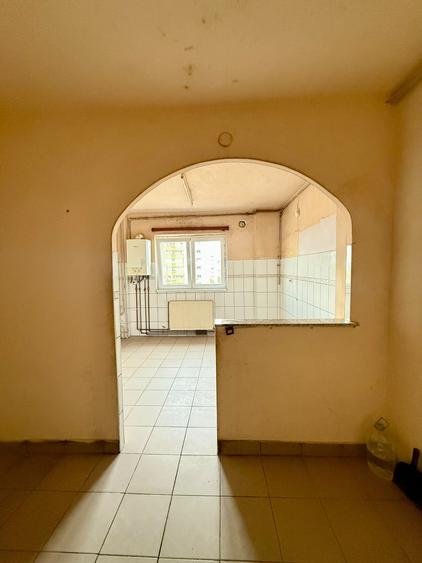 Apartament cu 2 camere semidecomandat în Craiter