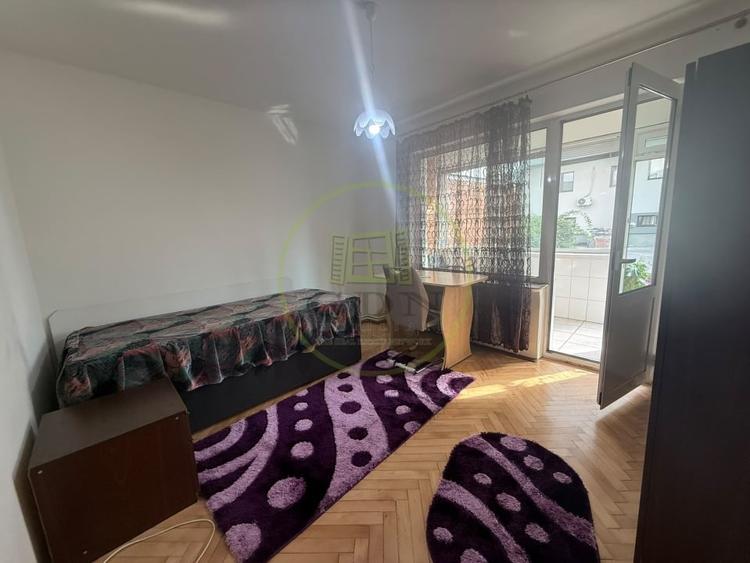Apartament cu 3 camere decomandat, mobilat în 1 Mai