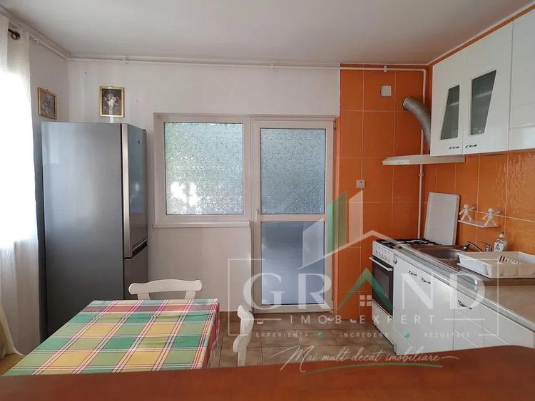 Casă individuală cu 3 camere cu Canalizare în Jucu de Mijloc