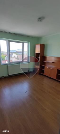 Apartament cu 2 camere semidecomandat în Sud