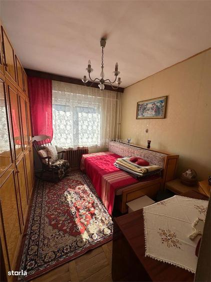 Apartament cu 3 camere decomandat, mobilat în Ultracentral