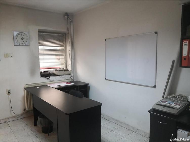 Spațiu comercial, de 100 mp, în Hunedoara
