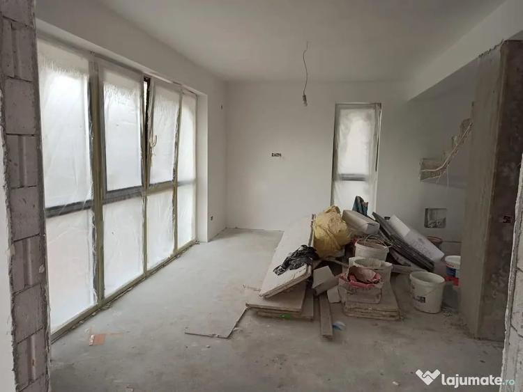 Casă cu 3 camere cu Teren 257 Mp în Central