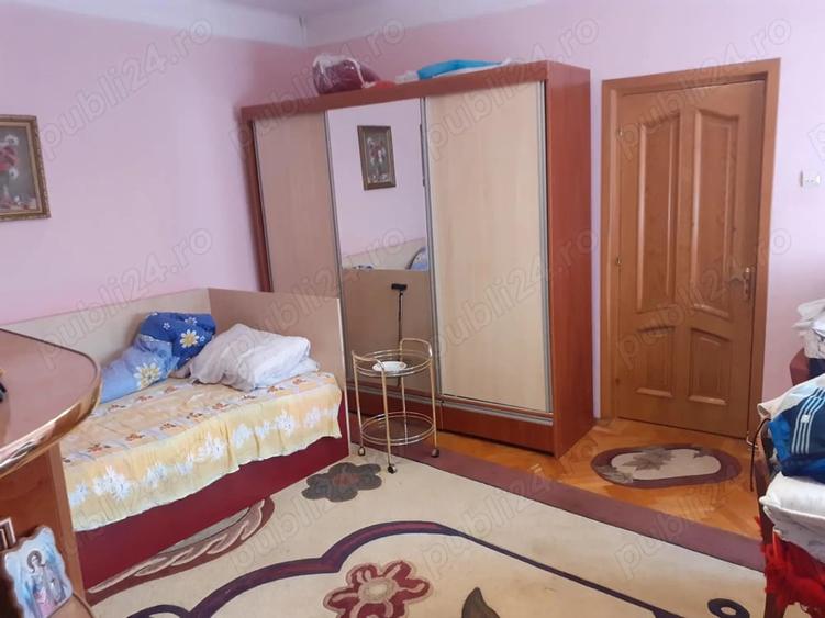Casă cu 4 camere cu Teren 795 Mp în Ultracentral