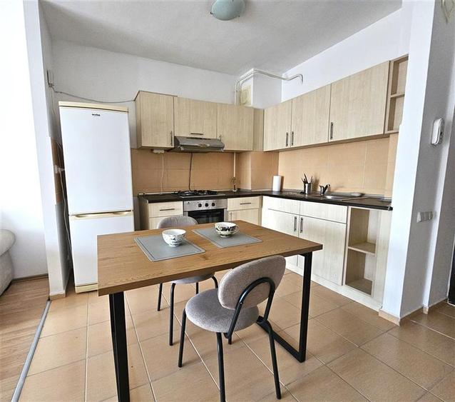 Apartament cu 2 camere decomandat, mobilat în Tătărași